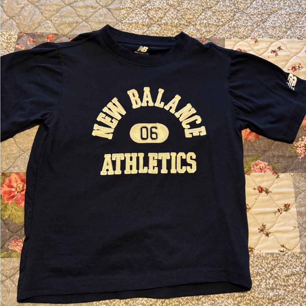New Balance Blue Short Sleeve Tee Athletic Style - Picture 1 of 2